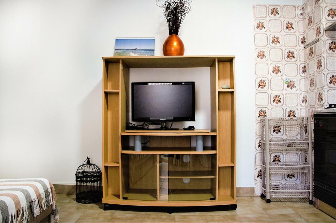 쿼테이라 Apartamento T1, 50 Metros Da Praia 아파트 외부 사진